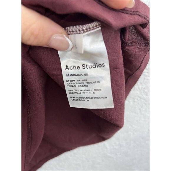 ACNE Studios Wine Color T-Shirt Tee Shirt NEW NWOTS Size Large Womens (N) - Picture 4 of 6